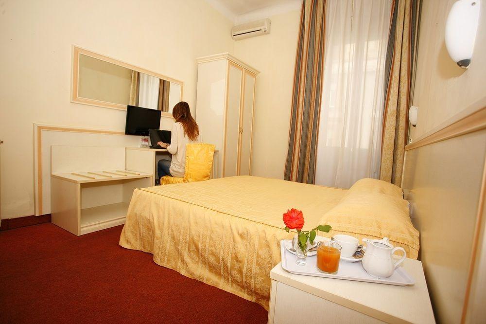 Hotel Adler Μιλάνο Εξωτερικό φωτογραφία
