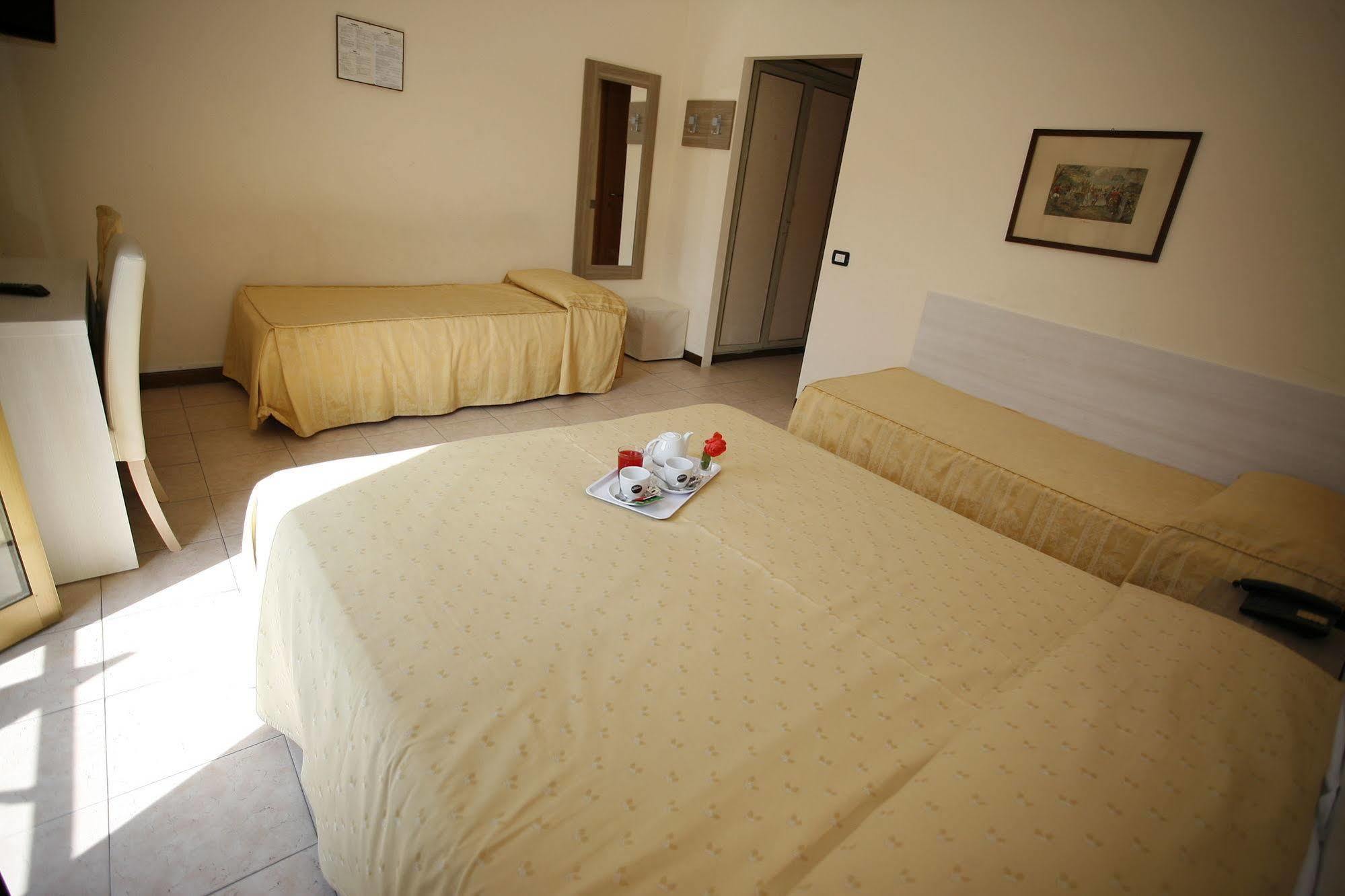 Hotel Adler Μιλάνο Εξωτερικό φωτογραφία